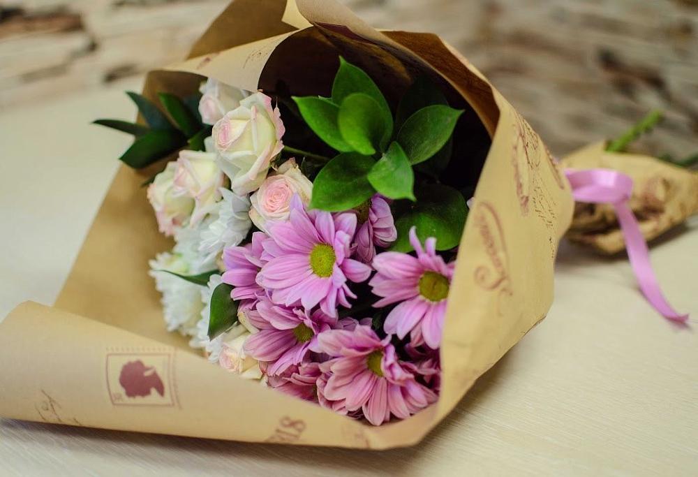 Букет цветов из: Розы и Хризантемы в Горки