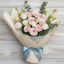 Букет цветов из:  Лизиантусы в Горки