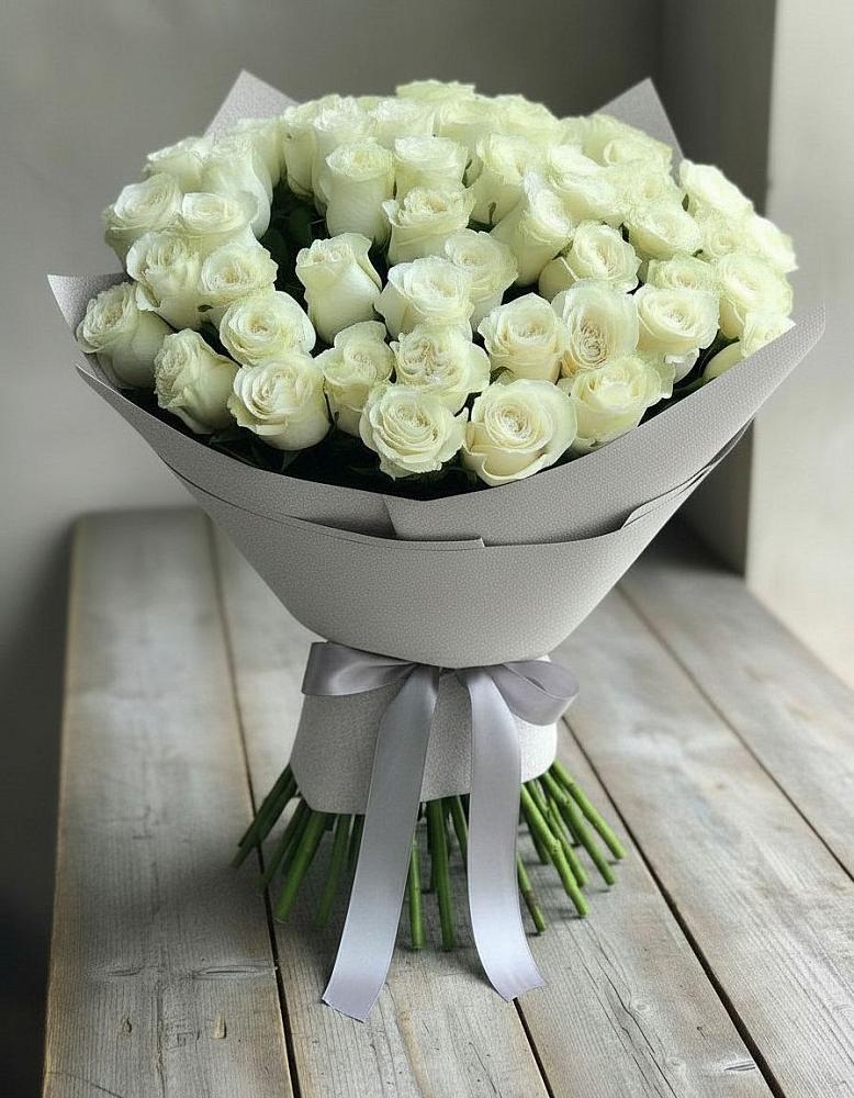 Букет 35 Белых роз в Горки
