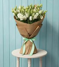 Букет цветов из:  Лизиантусы в Горки