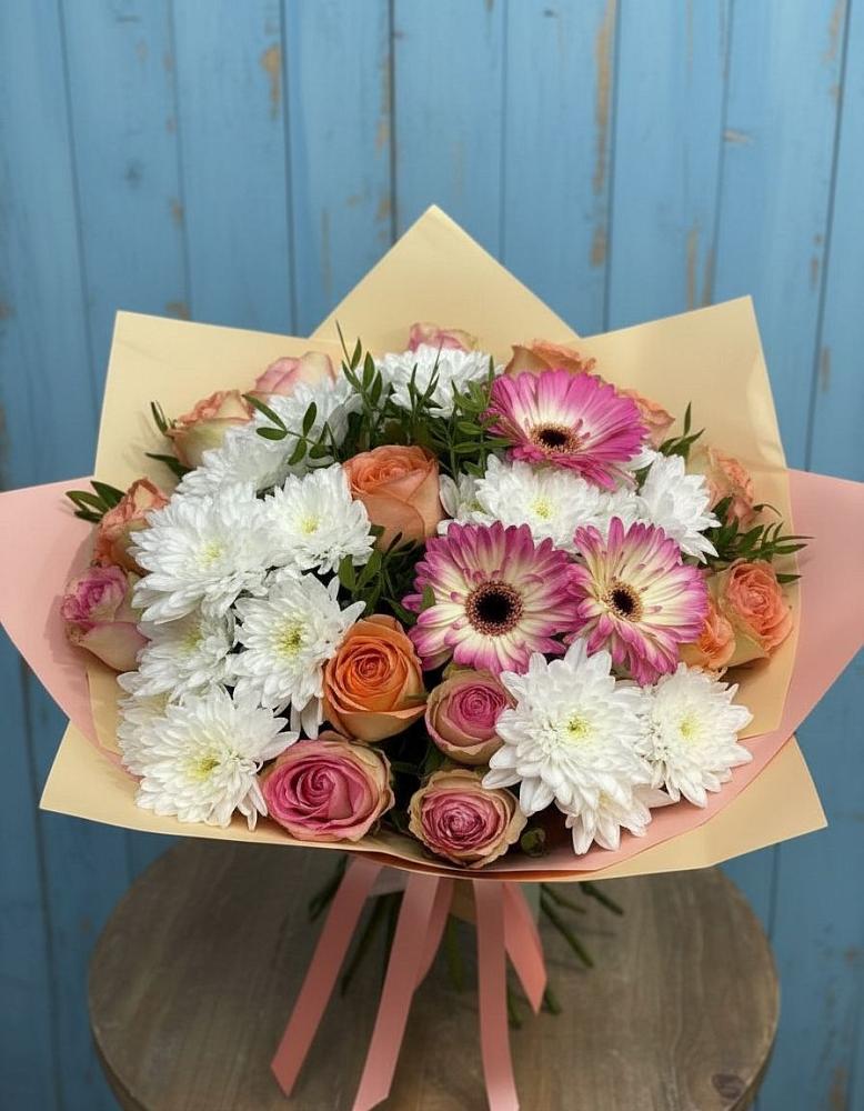Букет цветов из: Розы, Герберы и Хризантемы в Горки