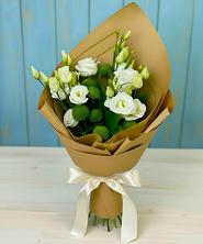 Букет цветов из:  Хризантемы и Лизиантусы в Горки