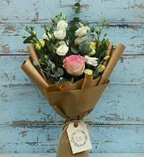 Букет цветов из:  Розы и Лизиантусы в Горки